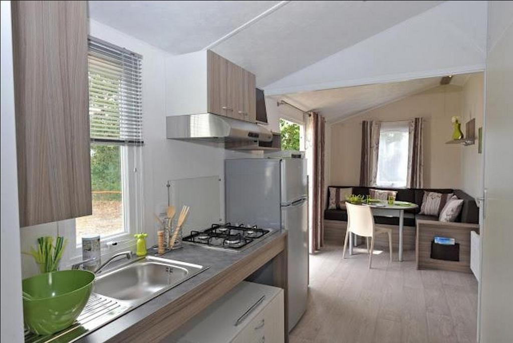 Camping Au Bord De L'Aisne Guignicourt Номер фото